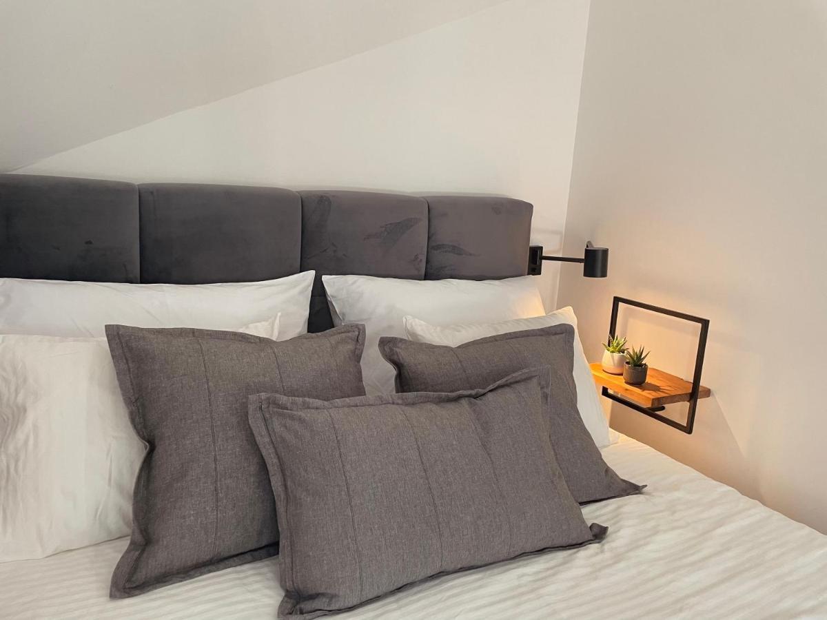 Grich Witch Apartment Zagreb Eksteriør billede