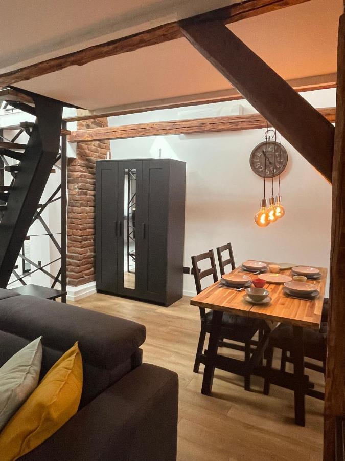 Grich Witch Apartment Zagreb Eksteriør billede